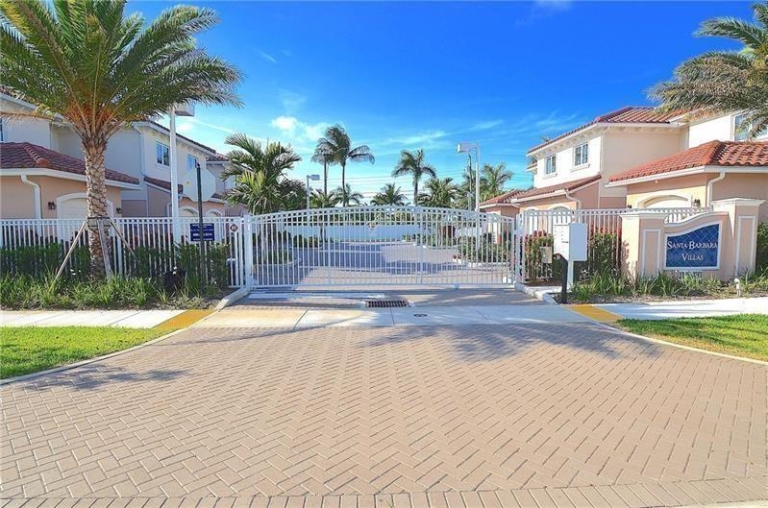 Santa Barbara Villas Townhomes | Pompano Beach Realty